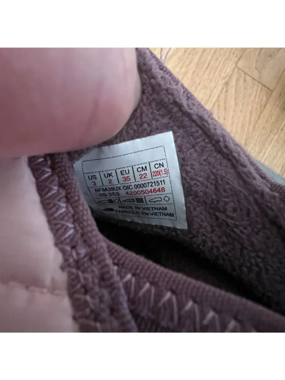 The North Face Kids Thermoball Quilted Slipper Shoes Pink Purple Youth Size 3